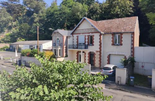 Saint-Avertin Apartment | Idéal ! Calme, lumineux, rack vélo, wifi