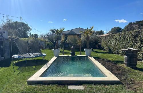 Saint-Aunes House | Idéal pour vos vacances Villa avec piscine et jacuzzi à 15 min de la plage