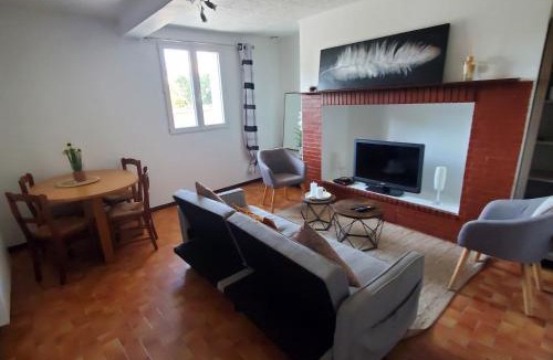 L'Isle-Jourdain Hostel | Idéales Chambres meublées pour formation et mission pro