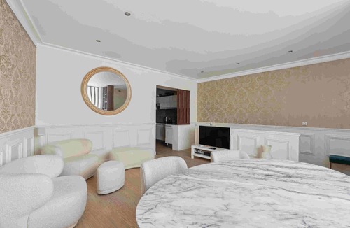 Passerelle Apartment | ID 421 stylish and renovated 2 bedrooms apartment in Passage du Genie