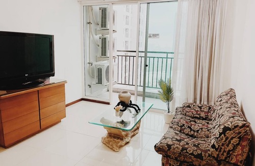Kebon Kacang Apartment | Urban Oasis for Staycation in City Center