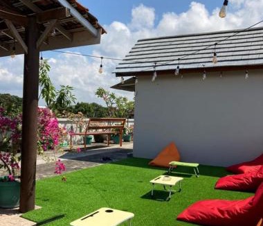 Kuta Hotel | RBE Hotel Kuta 4- 5 Min to Airport&Beach by Micky Studio