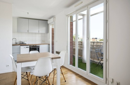 Saint-Denis Apartment | Id361 Stunning 2 Bedrooms Flat in St-denis/Stade de France