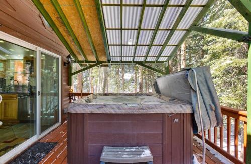 Idaho Springs House | Idaho Springs Cabin w/Hot Tub on Half Acre!