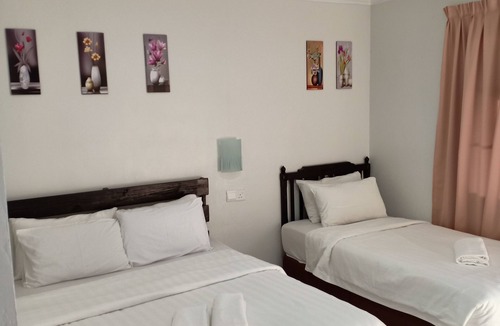 Kuala Teriang House | Idaman Guesthouse