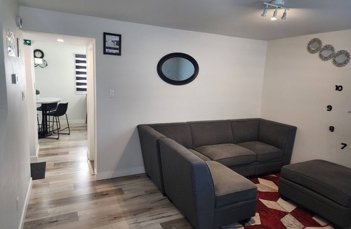 Winnipeg House | Idea Manor! - Cozy Ideal Entire 3BR Retreat Home!