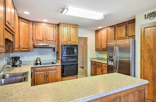 Soddy-Daisy House | Ideal Chickamauga Lake Home + Dock & Fire Pit