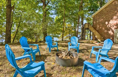 Soddy-Daisy House | Ideal Chickamauga Lake Home and Dock and Fire Pit