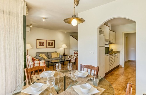 Navata Villa | Ideal family get away in TorreMirona Golf Resort