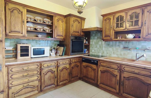 Jullouville House | Ideal family home, 2 mm from the beach and 5 mm from shops.