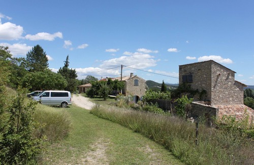 Pierrerue House | Ideal for 3 couples or 1 family!