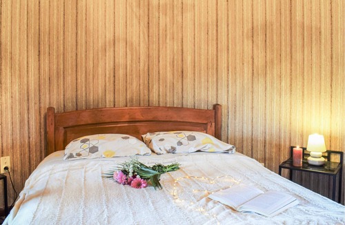 Roquecor House | Ideal for a couple, this converted windmill offers sweeping views across fields to distant hills.