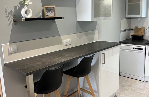 Digne-les-Bains Apartment | Ideal for curists, Souvenirs de Provence, charming new air-conditioned T2 apartment