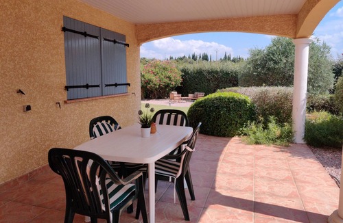 Cessenon-sur-Orb Villa | Ideal for family & friends to enjoy a holiday together, but have your own space.