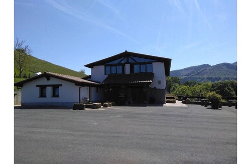Aizarnazabal Apartment | Ideal for FAMILIES JUNE OFFERS