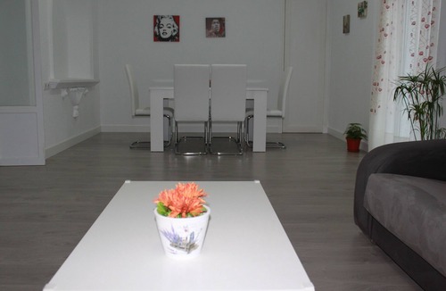 Ensanche Diputacion Apartment | ideal for families and groups apartment