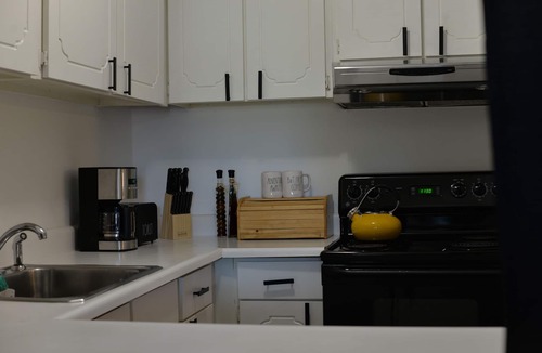 Mehlville Condo | ★ Ideal for Families and Business Professionals ★