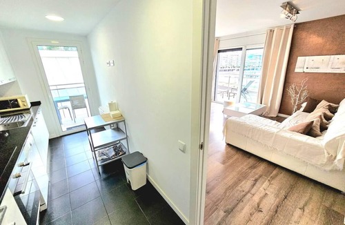 Badalona Apartment | Ideal for families in Barcelona beach with swimming pool
