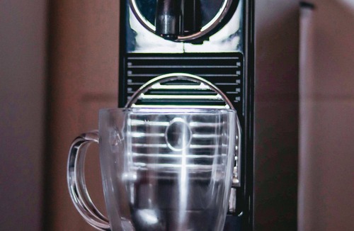 Botwell Apartment | Ideal for contractors, relocaters, families