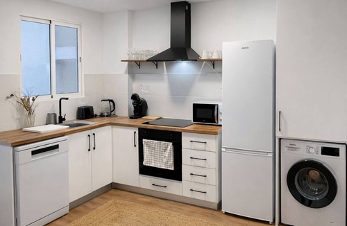 Santa Eugenia Apartment | Ideal group- 6pax- parking van
