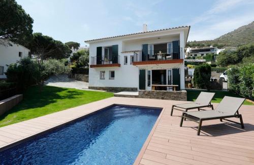 Port de la Selva House | Ideal house for families with pool
