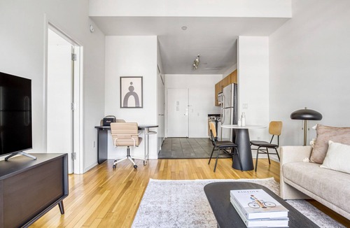 Hunters Point Apartment | Ideal LIC 1BR w/W/D, Elevator & Doorman, near East River, by Blueground