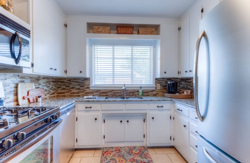 Mayo Meadow House | Ideal Location-Across From Expo Center