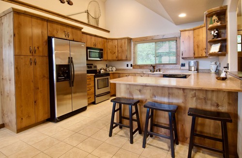 Big Arm House | Ideal location right on Flathead Lake!