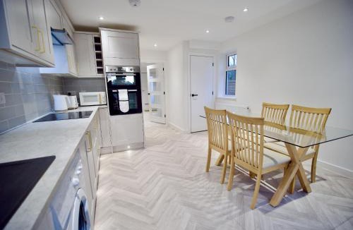 Radcliffe House | Ideal Lodgings in Radcliffe