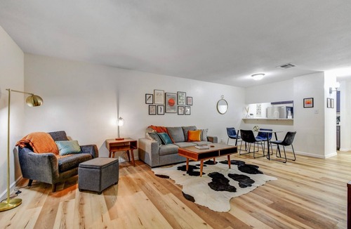Medical Center District House | Ideal Midterm Escape with Cozy Comforts