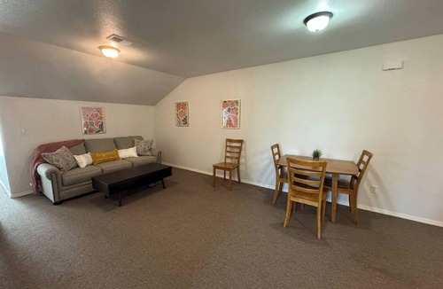 Waynesville Apartment | Ideal Retreat Near Ft. Wood!