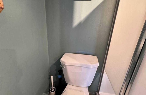 North End Apartment | Ideal Stay for City Explorers