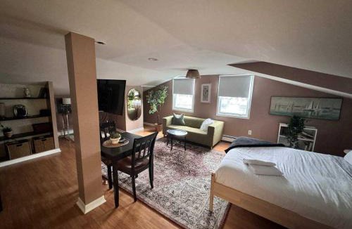 North End Apartment | Ideal Stay for City Explorers, Unit #5