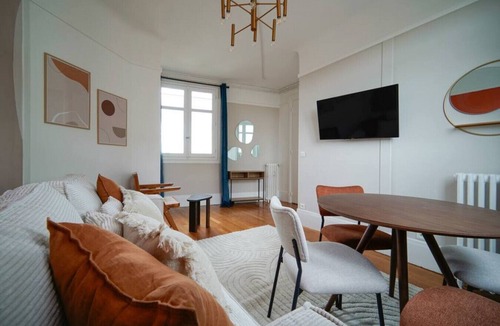 Neuilly-sur-Seine Apartment | Ideally located apartment