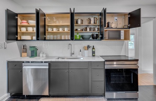 Carrboro Cottage | Ideally Located Modern Sanctuary, Newly Renovated