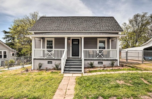 Parker House | Ideally Located 'Penne Place' w/Deck & Grill