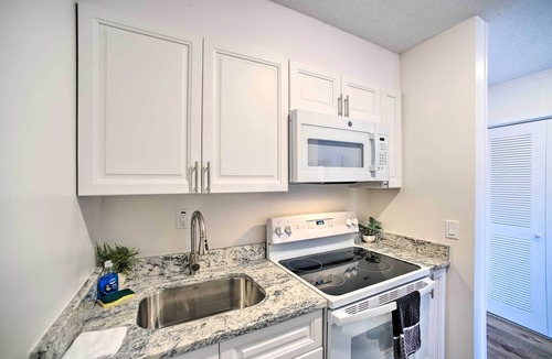 Gadsden Apartment | Ideally Located Studio w/Off-Street Parking!