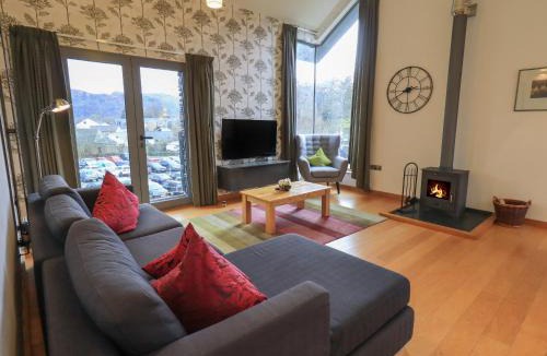 Ambleside House | Idle Mill 2