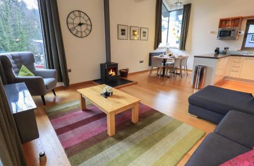 Ambleside House | Idle Mill 2