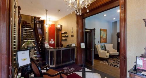 South London Hotel | Idlewyld Inn & Spa