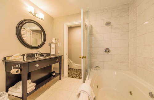 South London Hotel | Idlewyld Inn & Spa