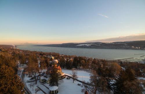 Watkins Glen Bed & Breakfast | Idlwilde Inn