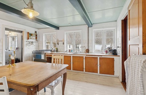 Langeland Municipality House | Idyllic 1857 farmhouse in Langelands nature