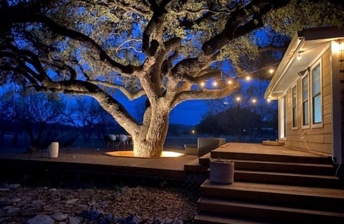 Camp Wood House | Idyllic 8 Acre Private River Front-Nomad Ranch River Rock