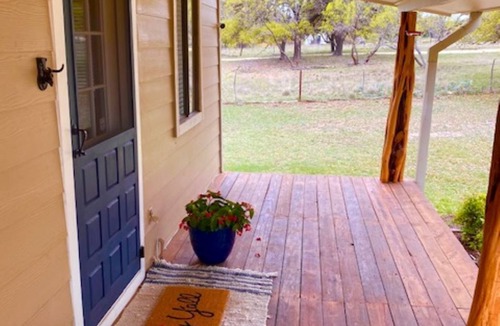 Camp Wood House | Idyllic 8 Acre Private River Front-Nomad Ranch River Rock