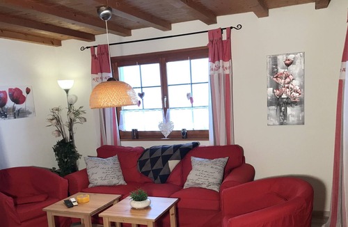 Mogelsberg House | Idyllic chalet in the hiking paradise of Toggenburg - fireplace - dogs welcome