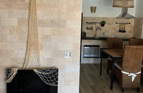 La Nartelle Apartment | IDYLLIC, CHARMING APARTMENT