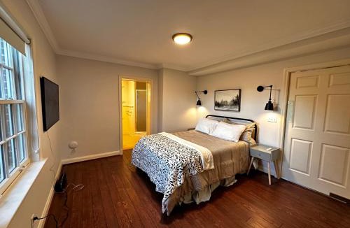 Lutherville Timonium Villa | Idyllic County Escape