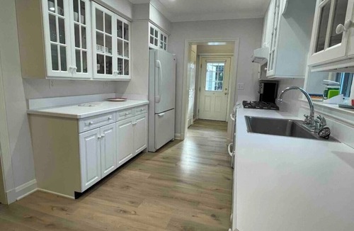 Lutherville Timonium House | Idyllic County Escape (Hot Tub)