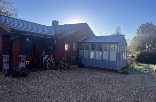 Westcott House | Idyllic Devon Haven: 3BR Bungalow by Moors/Beaches